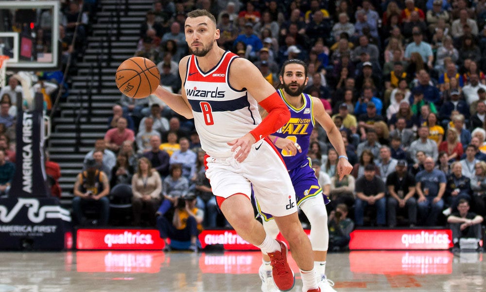 Sam Dekker will continue pro basketball 